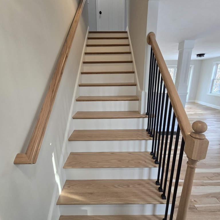 32 Ray Rd