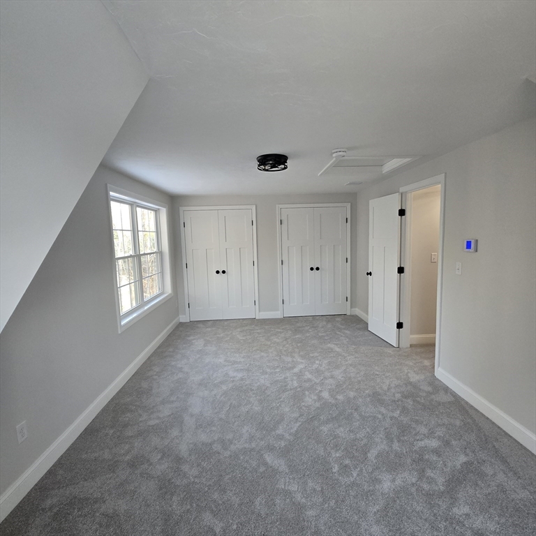 32 Ray Rd