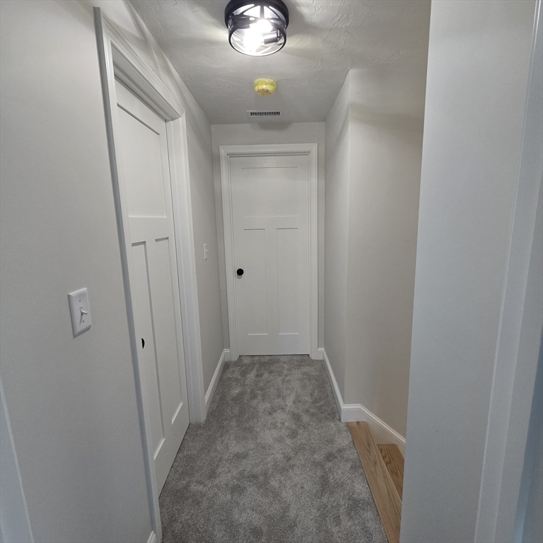 32 Ray Rd