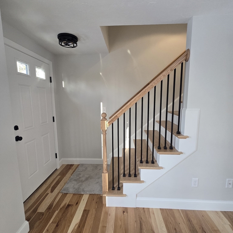 32 Ray Rd