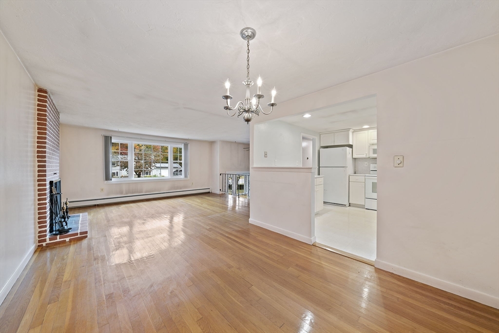 40 Fairwood Dr, Pembroke
