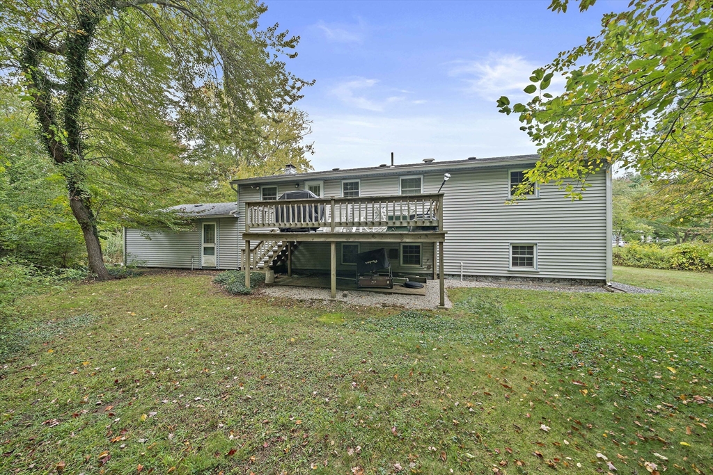 40 Fairwood Dr, Pembroke
