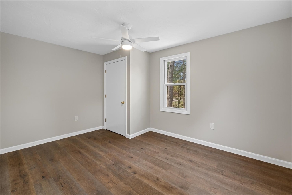 76 Woodridge Rd