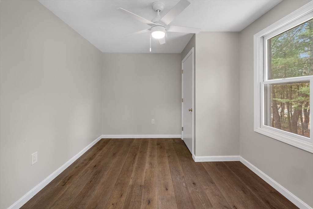 76 Woodridge Rd