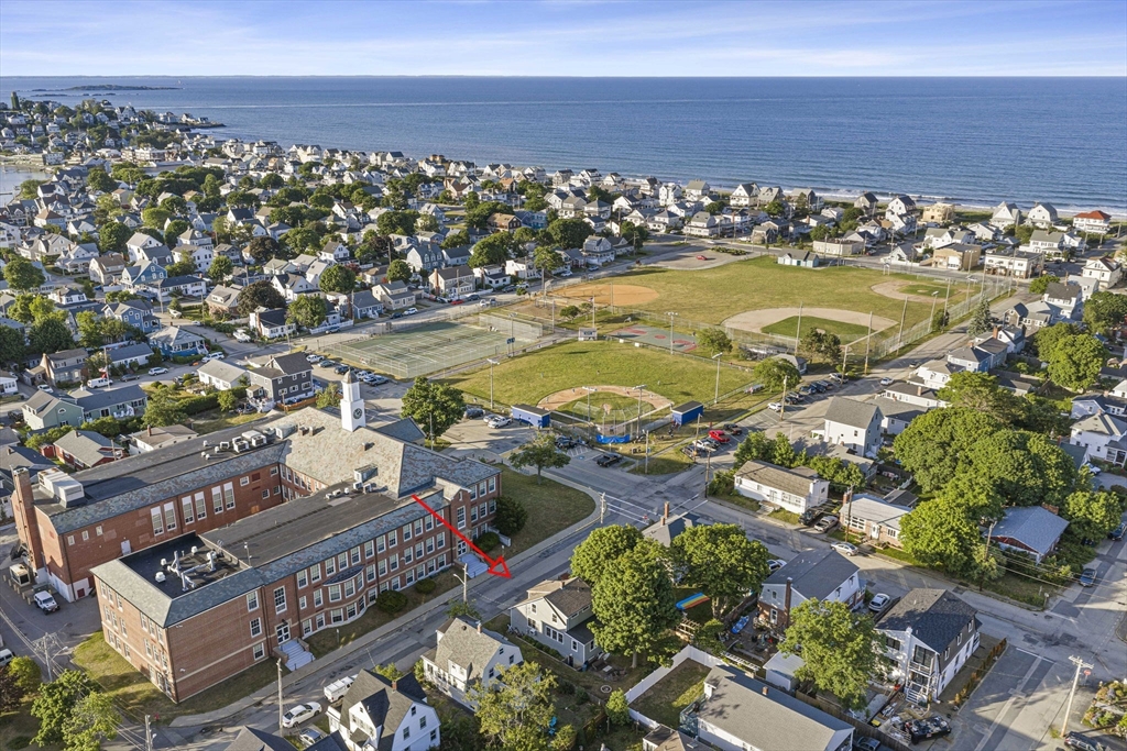 14 L St