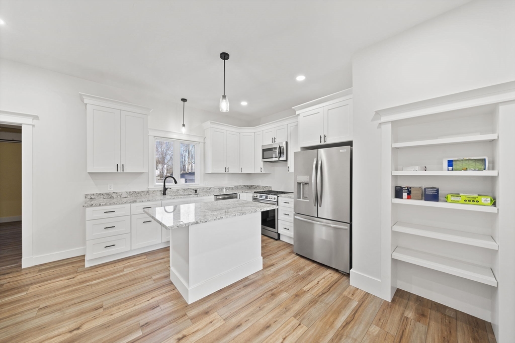218 South Ave