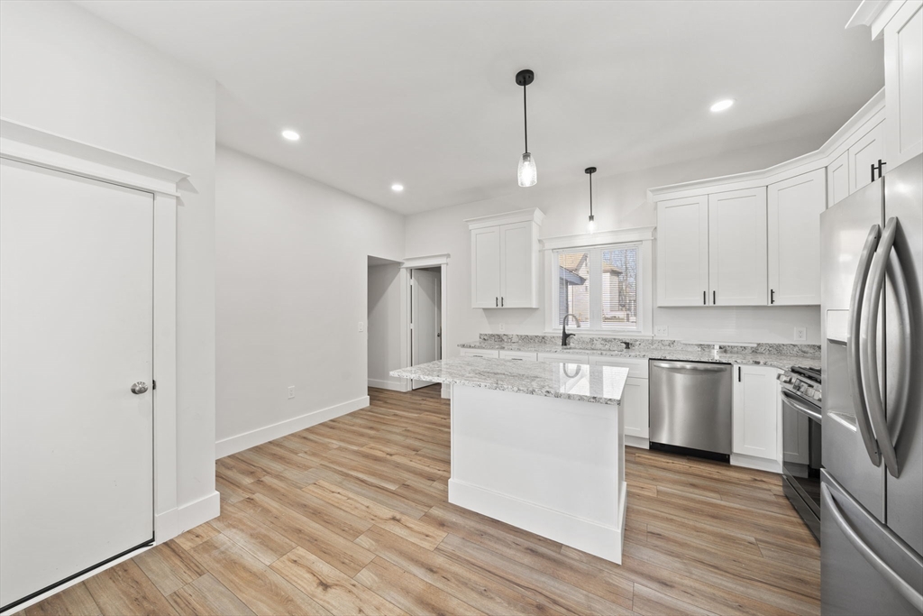 218 South Ave