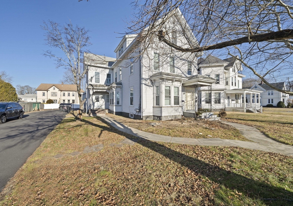 218 South Ave