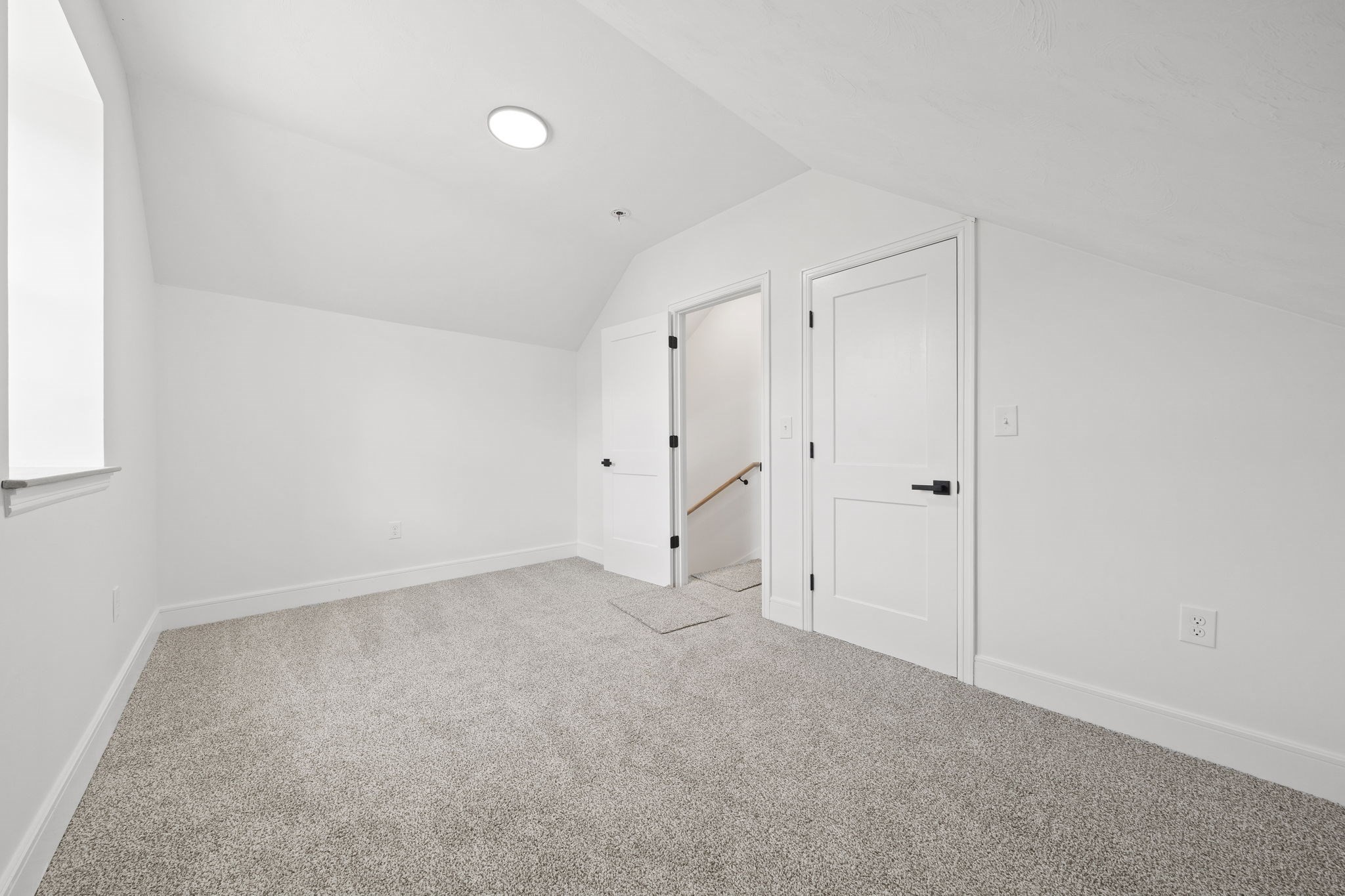186 Elm