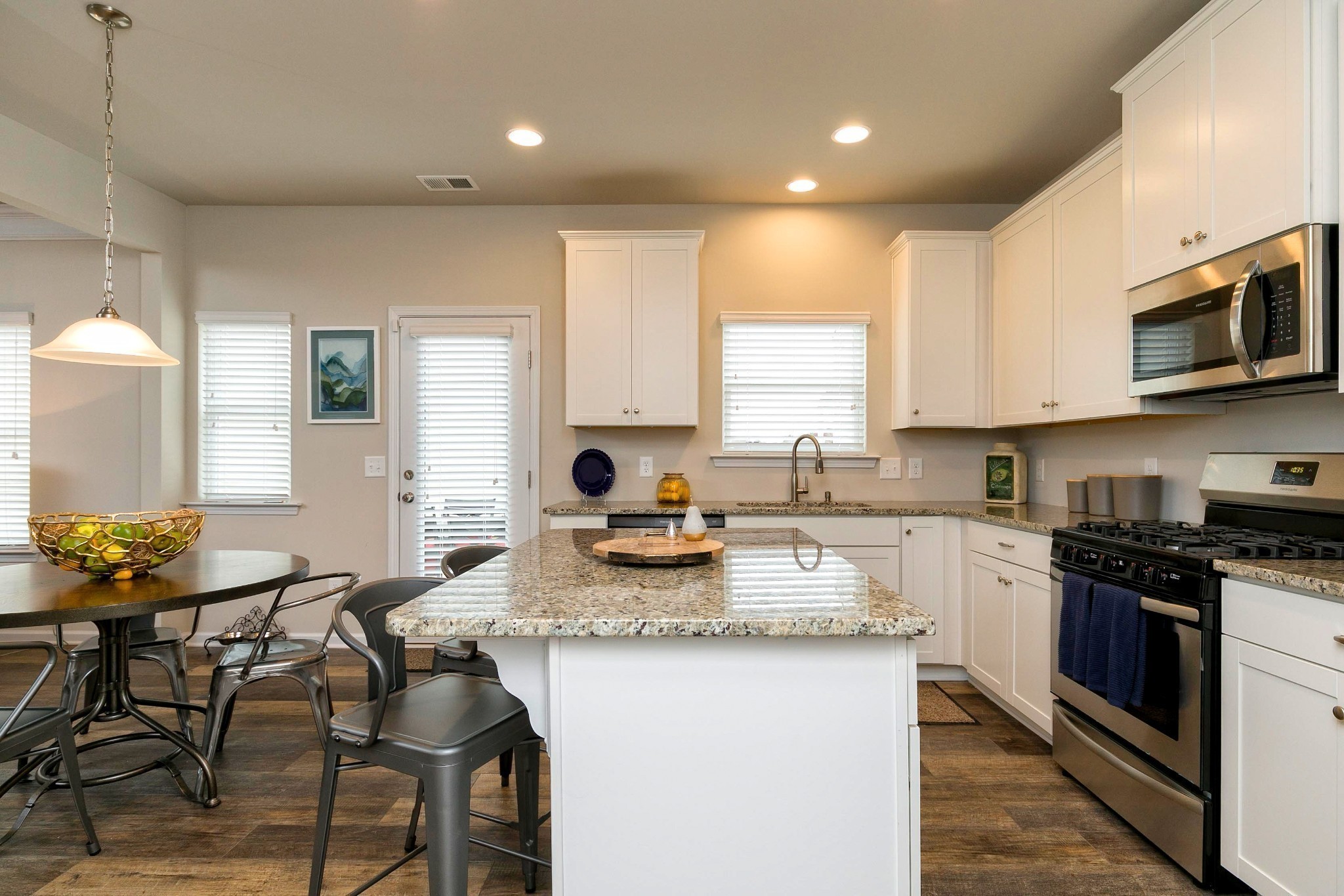 217 Lightwood Dr