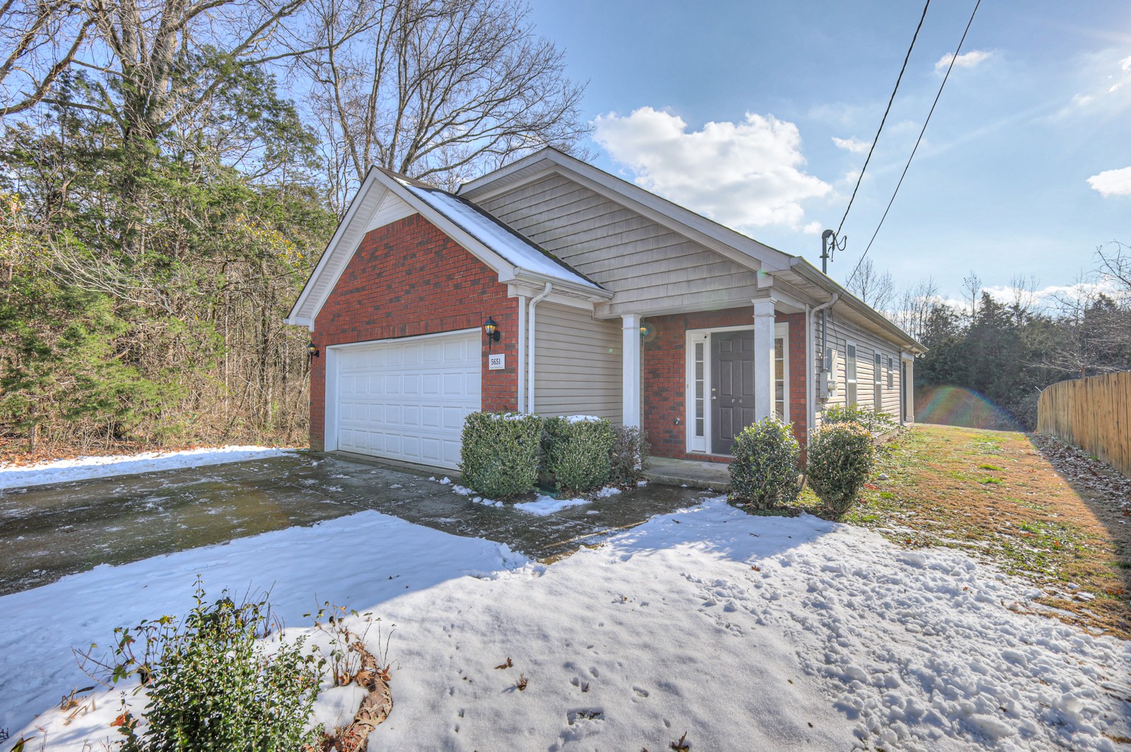 5651 Hickory Park Dr