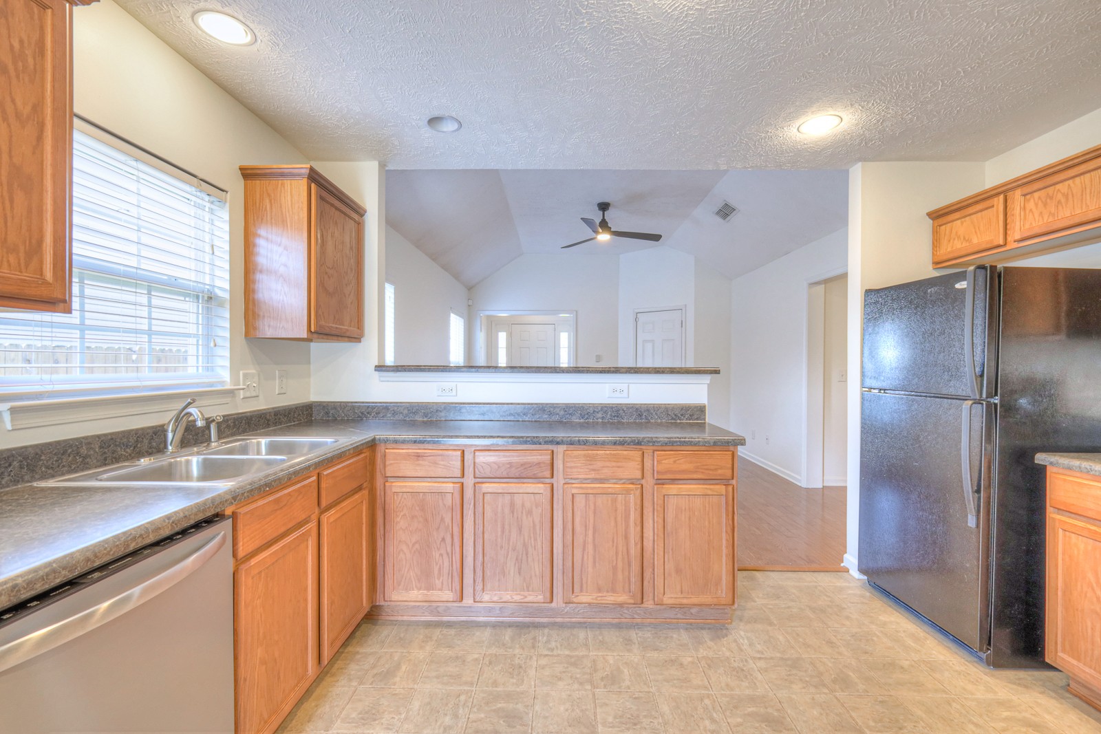 5651 Hickory Park Dr