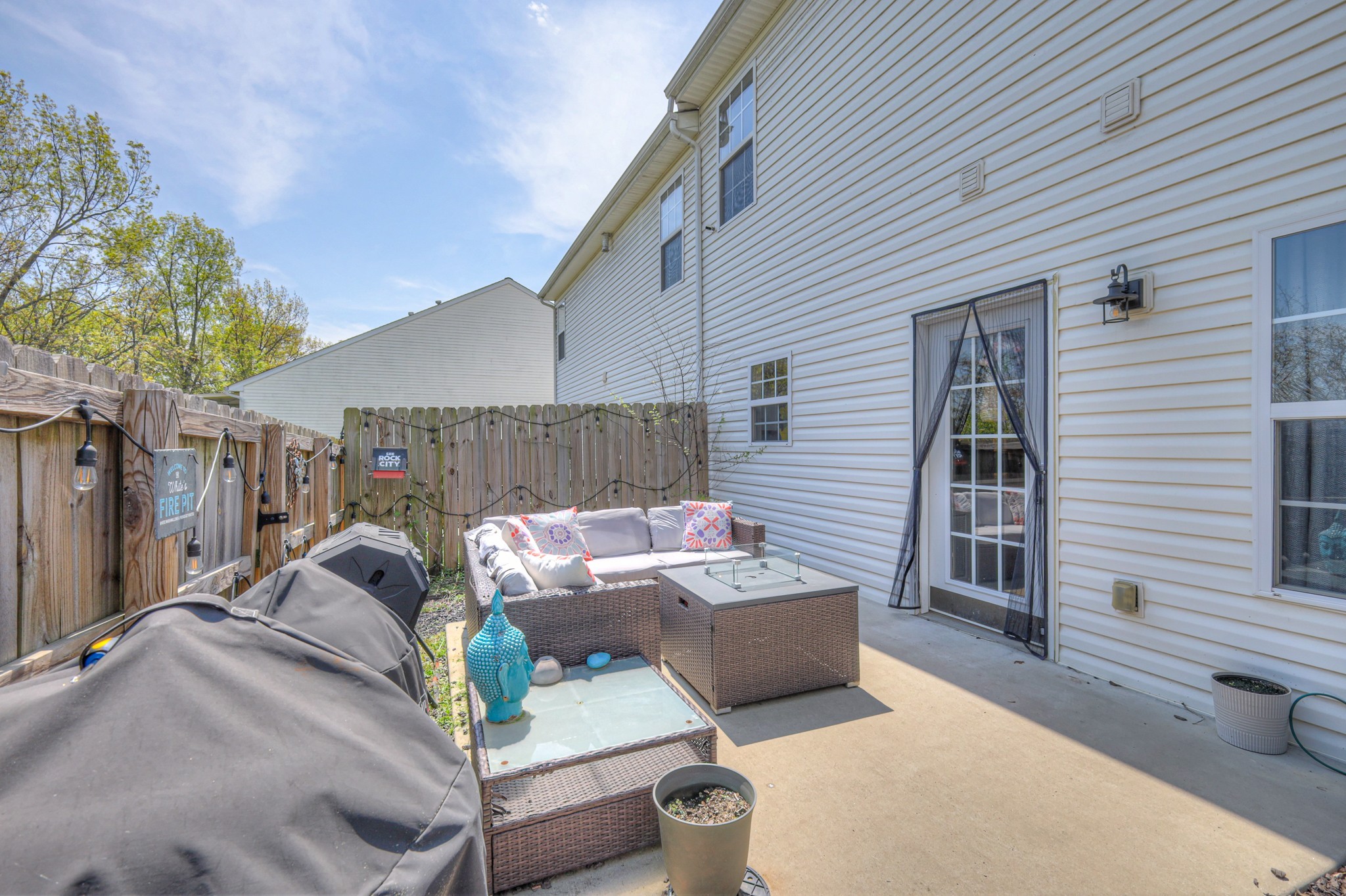 147 Canton Ct, NW
