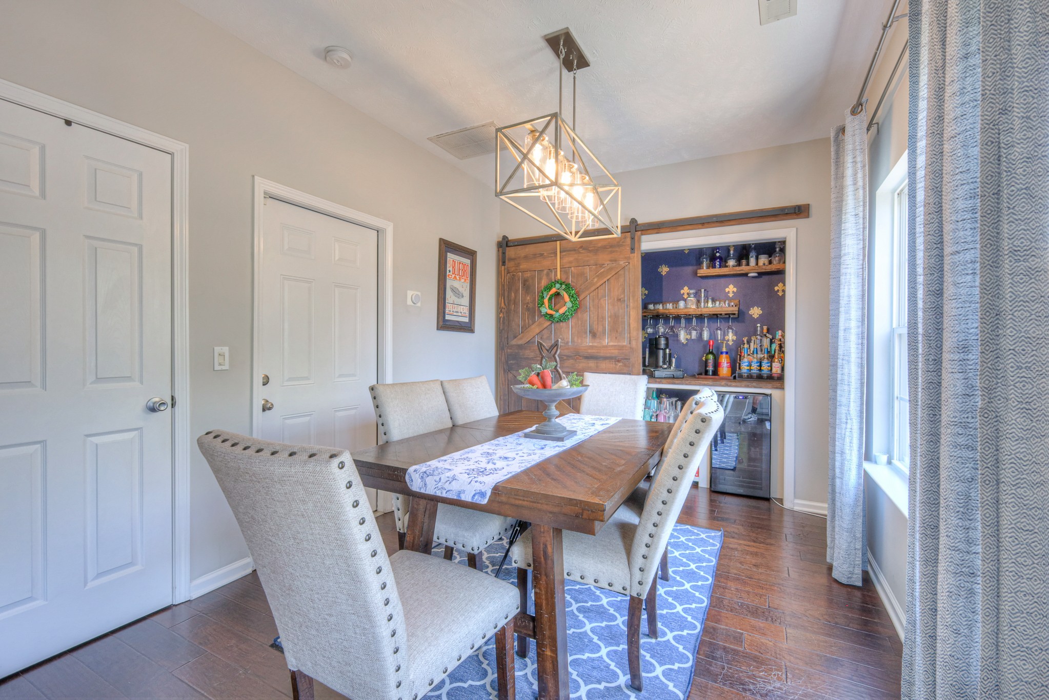 147 Canton Ct, NW