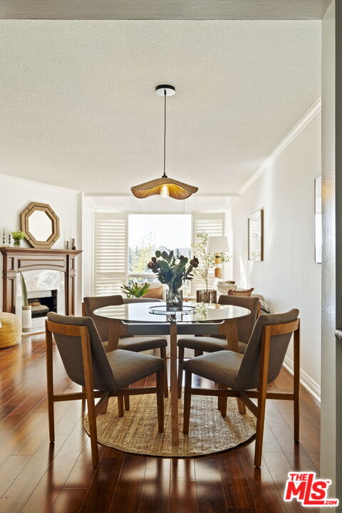 12830 Burbank Blvd Unit: 207