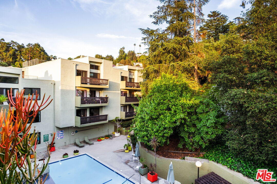 2018 Griffith Park Blvd Unit: 310
