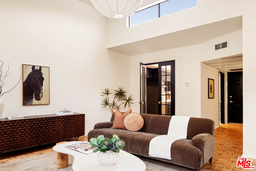 2018 Griffith Park Blvd Unit: 310