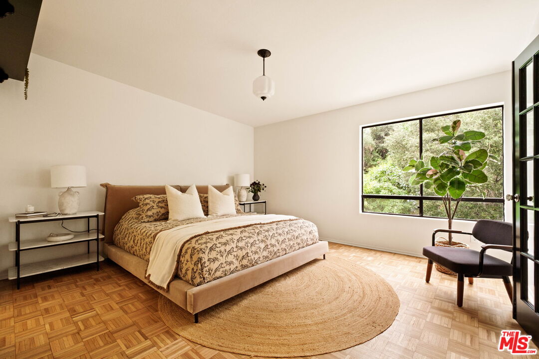 2018 Griffith Park Blvd Unit: 310
