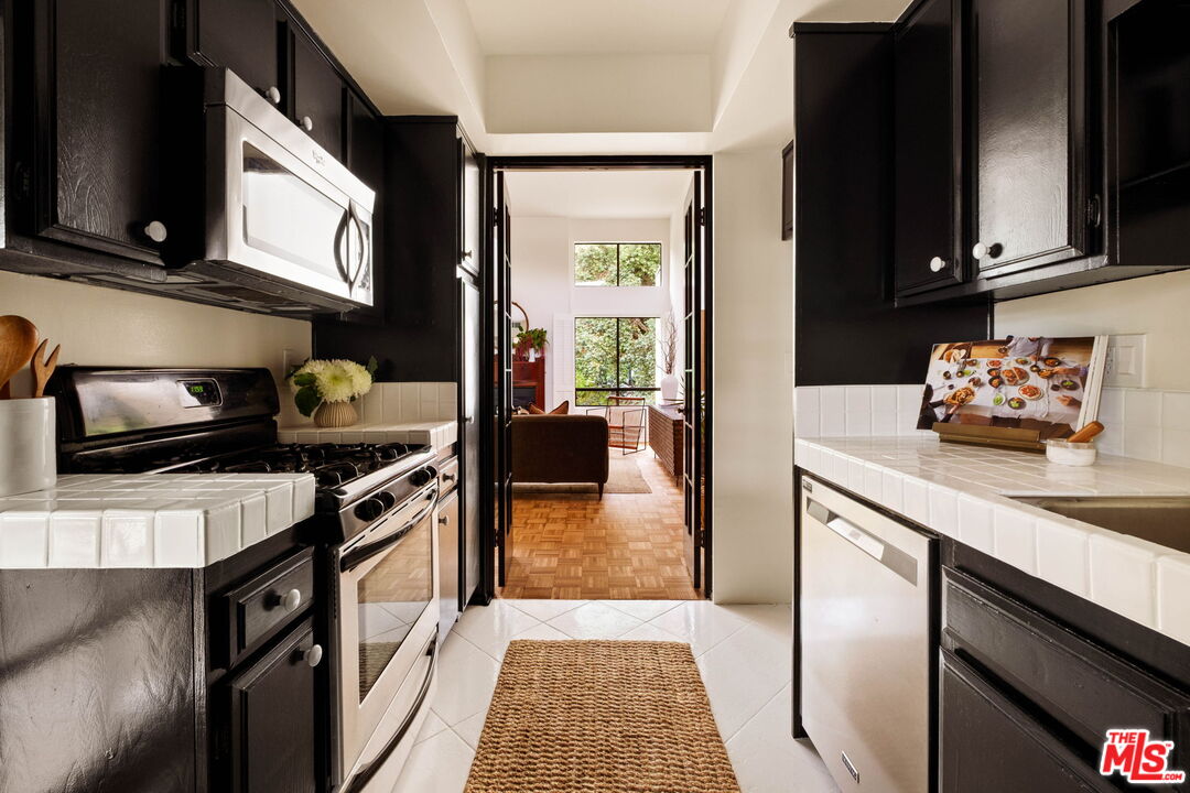 2018 Griffith Park Blvd Unit: 310