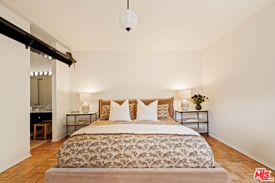2018 Griffith Park Blvd Unit: 310