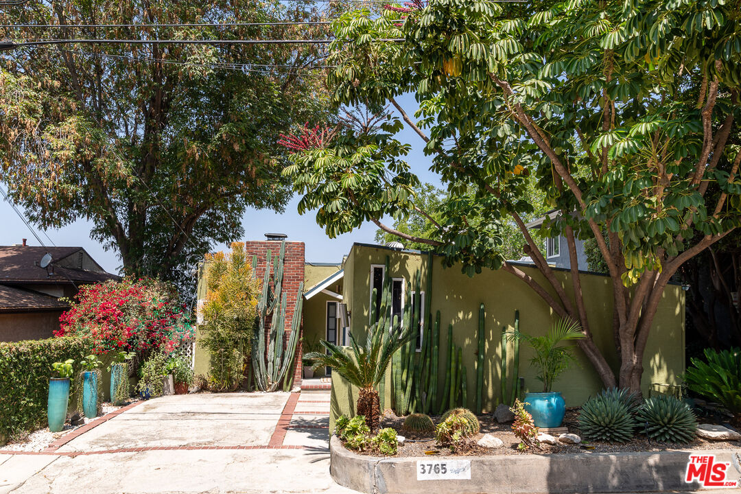 3765 Cazador St