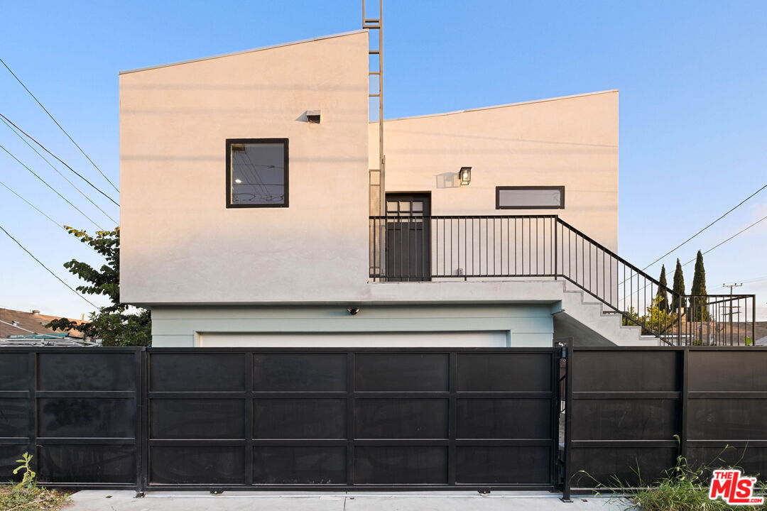 1419 Rolland Curtis Pl