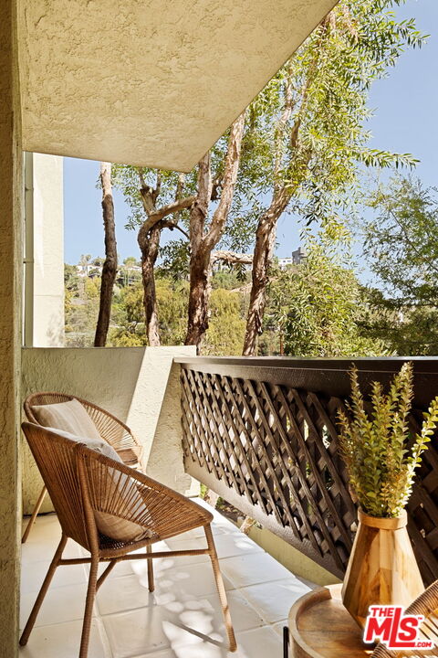 2018 Griffith Park Blvd Unit: 116