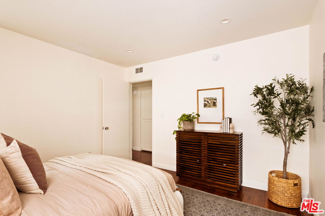 2018 Griffith Park Blvd Unit: 116