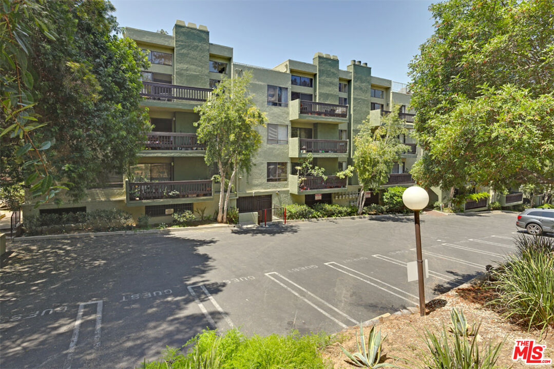 2018 Griffith Park Blvd Unit: 116