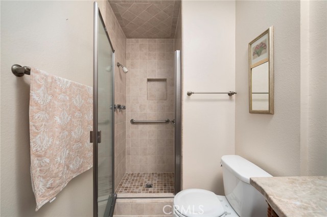 380 S Euclid AVE Unit: 207