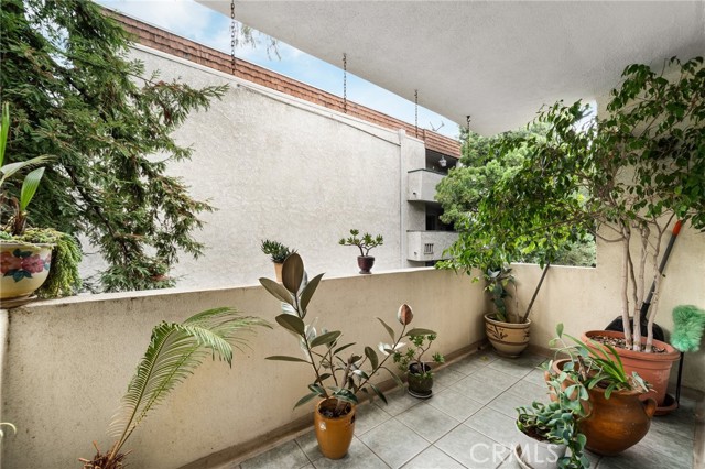 380 S Euclid AVE Unit: 207