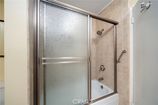 380 S Euclid AVE Unit: 207