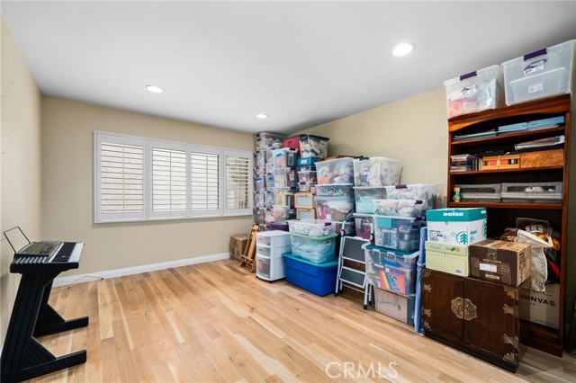 380 S Euclid AVE Unit: 207