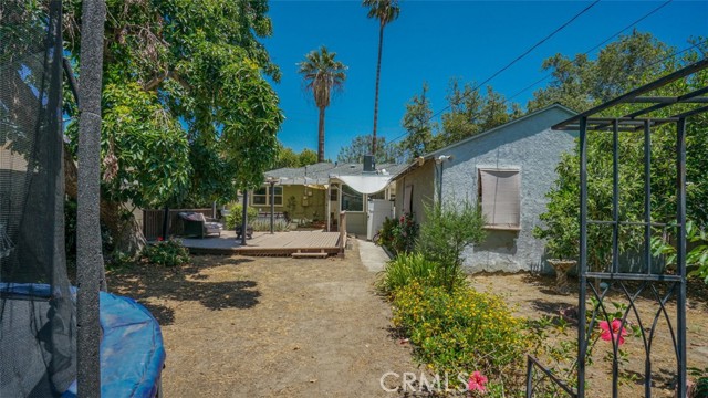 525 N Mariposa ST