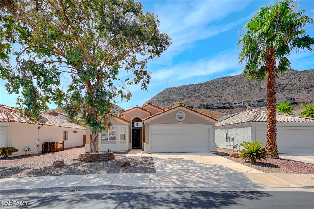 373 Island Reef Avenue