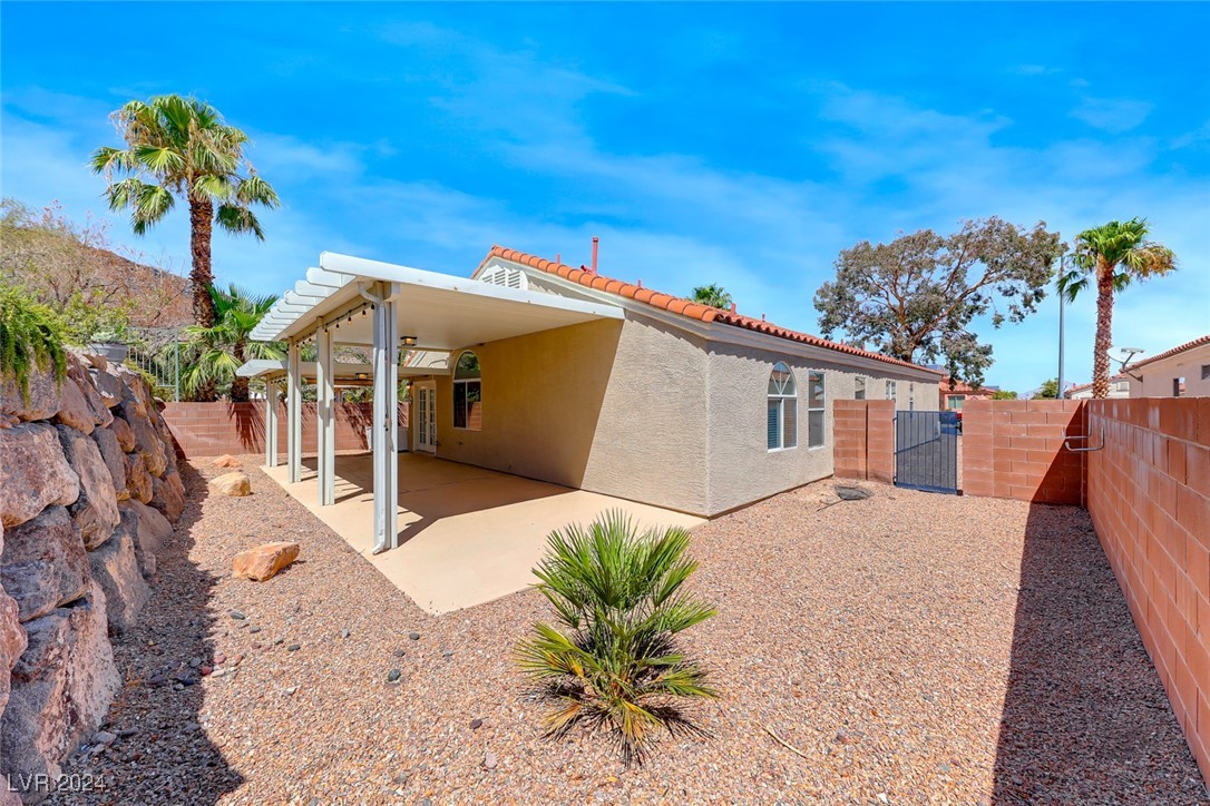 373 Island Reef Avenue