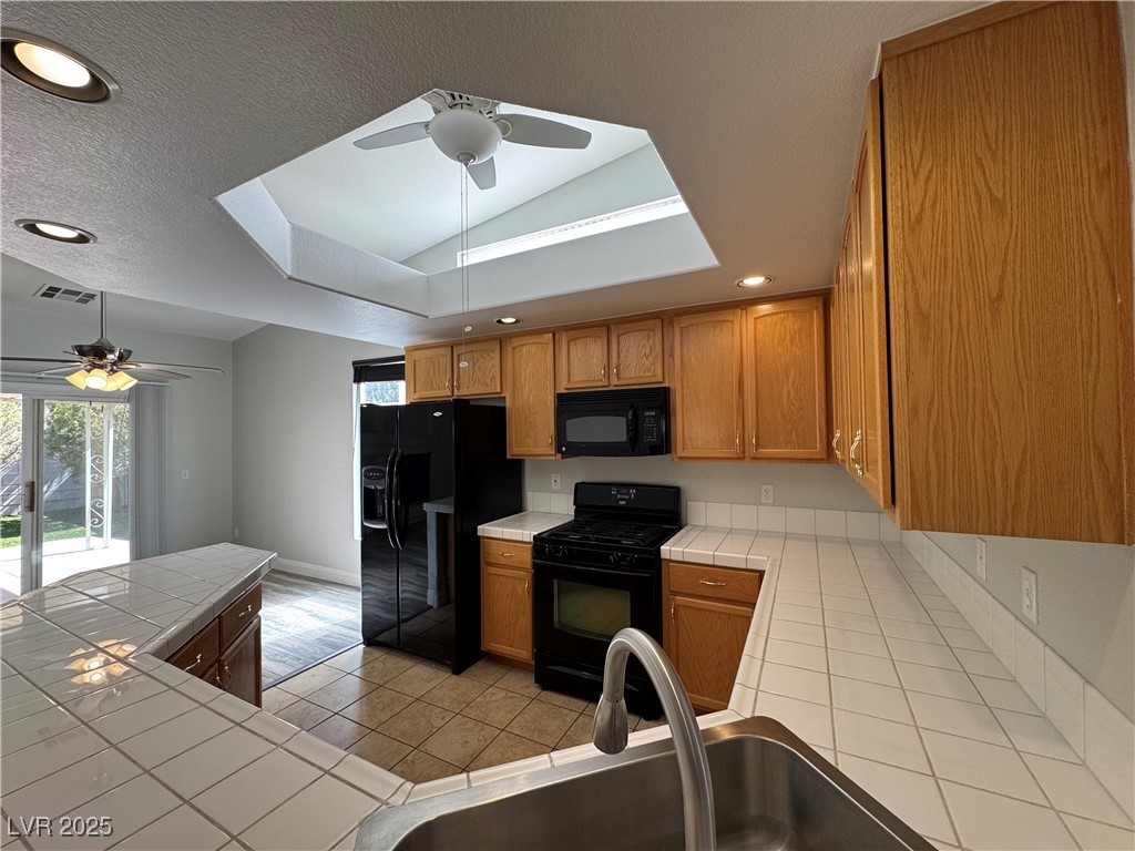10034 Chinook Gale Court