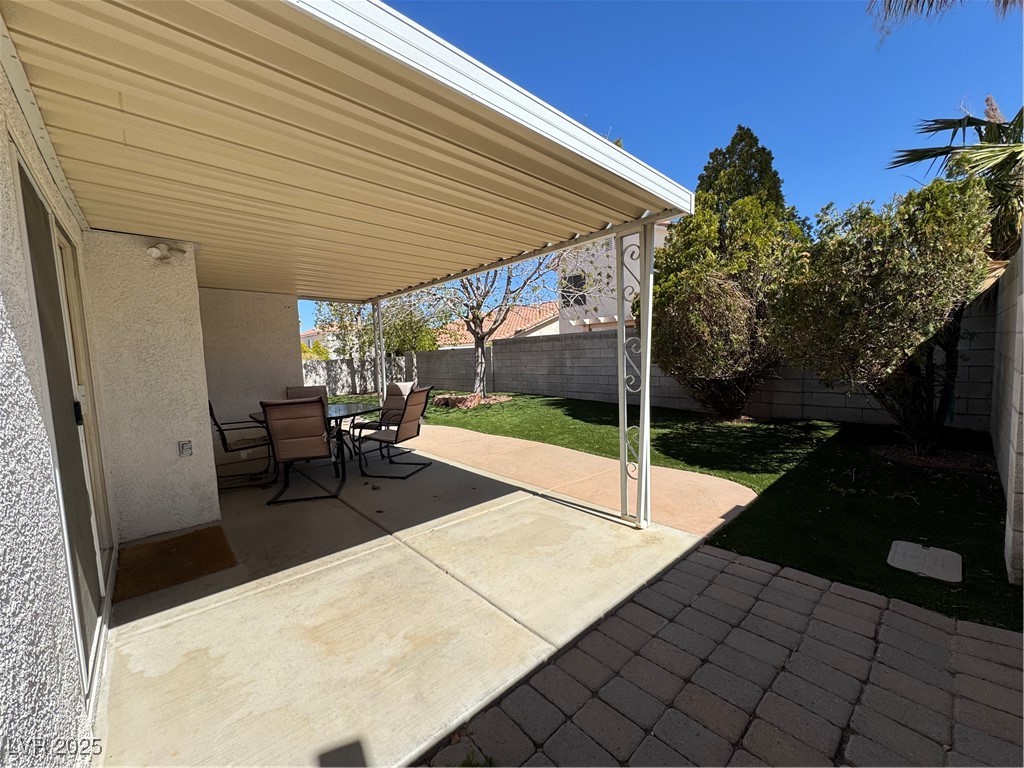 10034 Chinook Gale Court