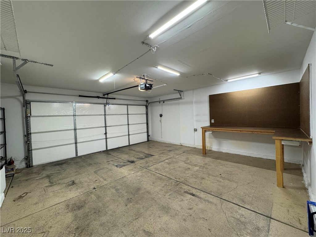 10034 Chinook Gale Court