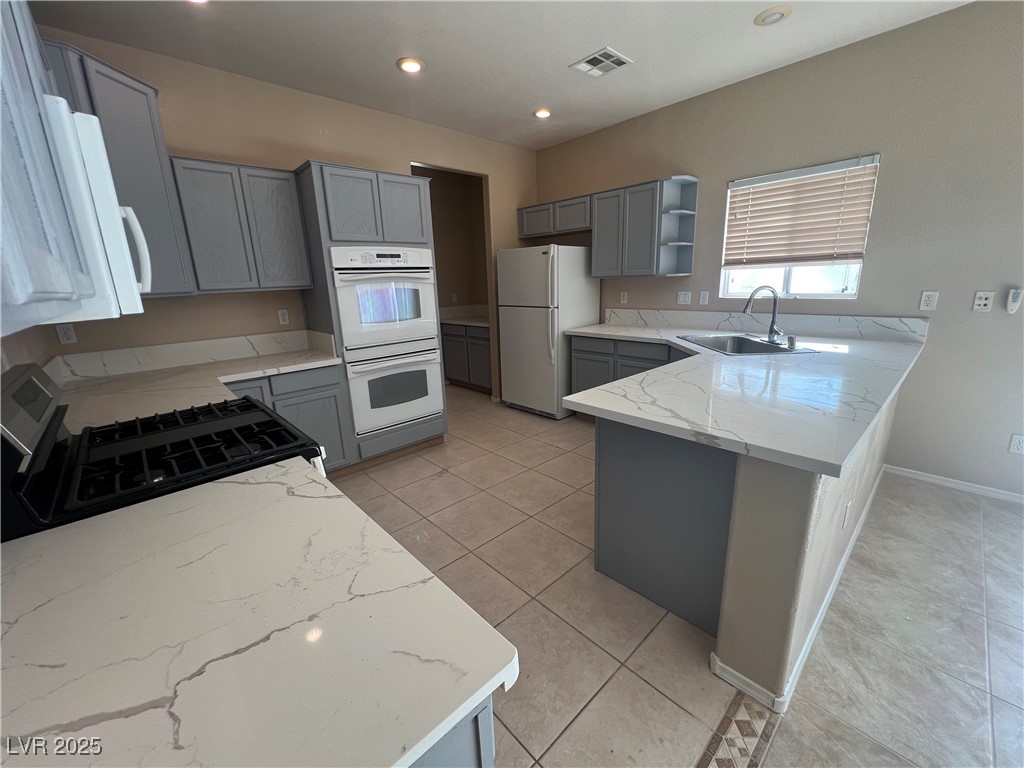4429 ROCKAWAY BEACH Street -