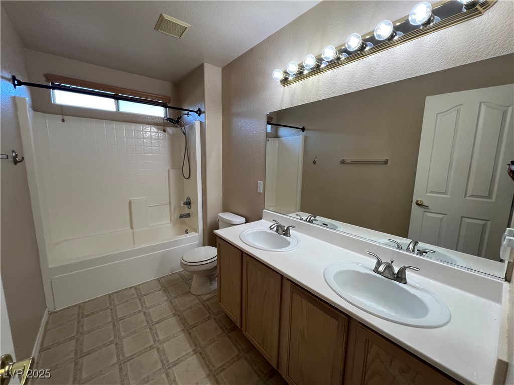 4429 ROCKAWAY BEACH Street -