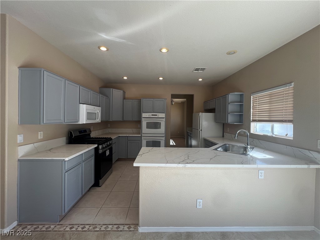 4429 ROCKAWAY BEACH Street -