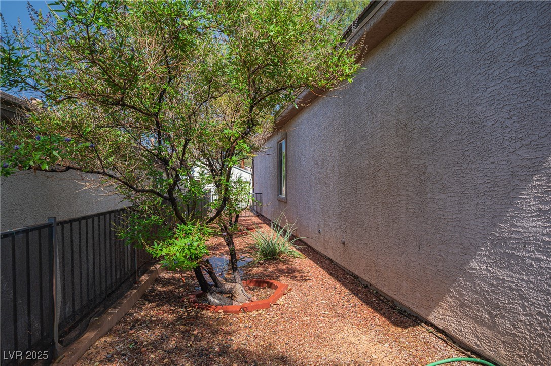 2541 COSMIC DUST Street n/a