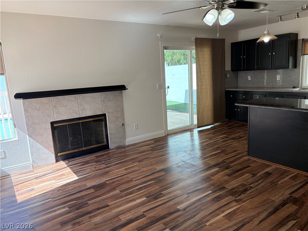 1685 Autumn Rust Drive