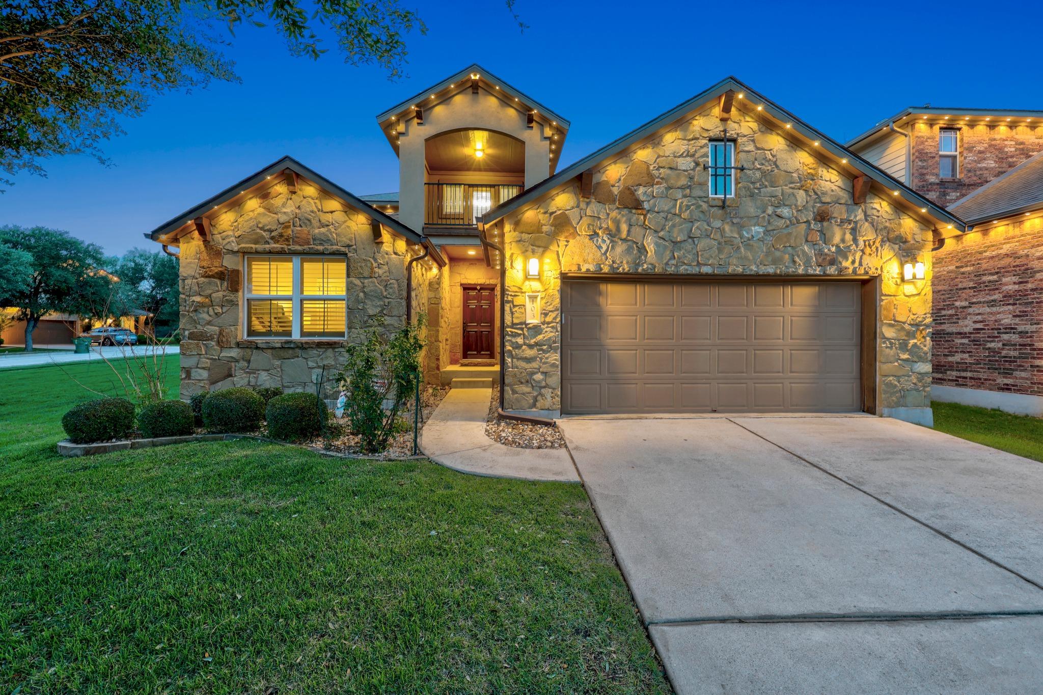 103 Walking Horse WAY