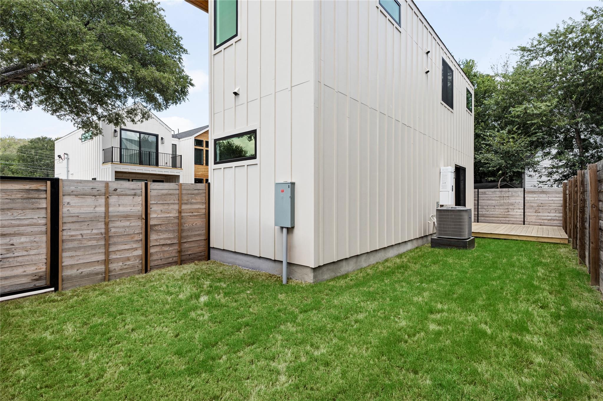 1215 Fort Branch BLVD # 2