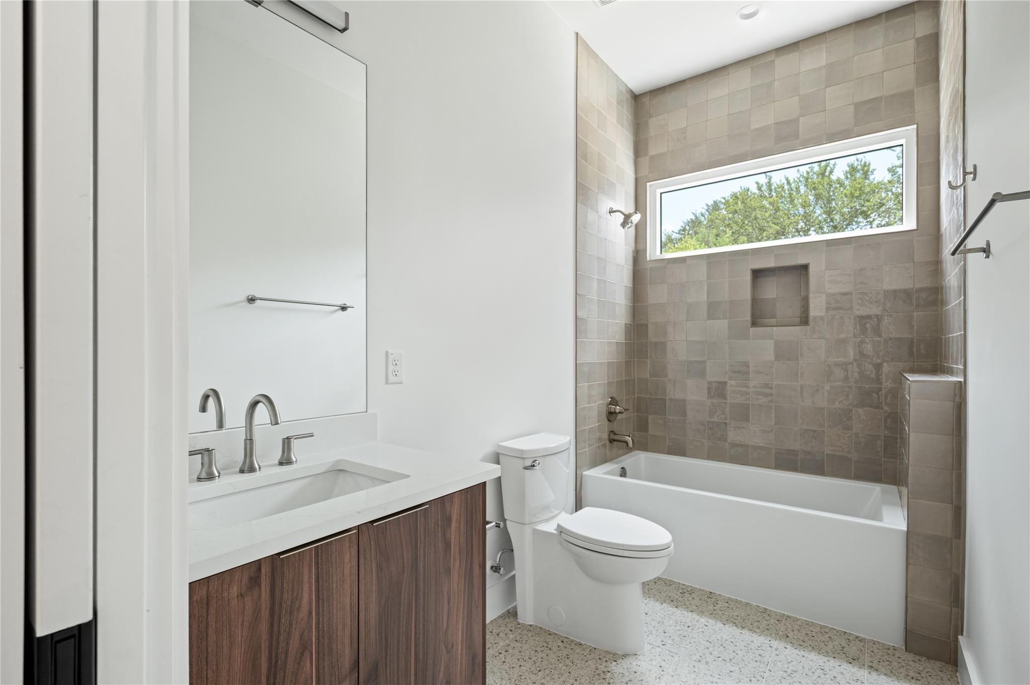 1215 Fort Branch BLVD # 2