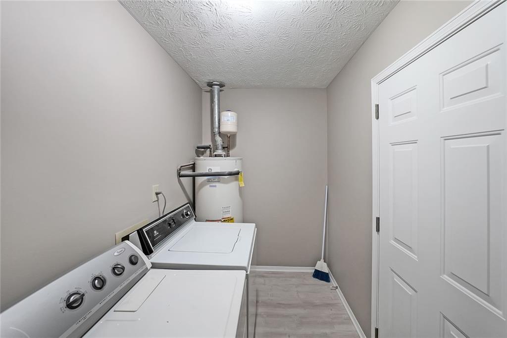 5807 Christopher Lane