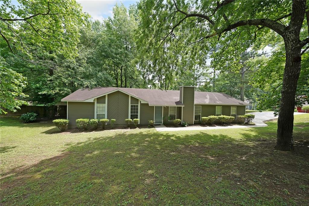 5807 Christopher Lane