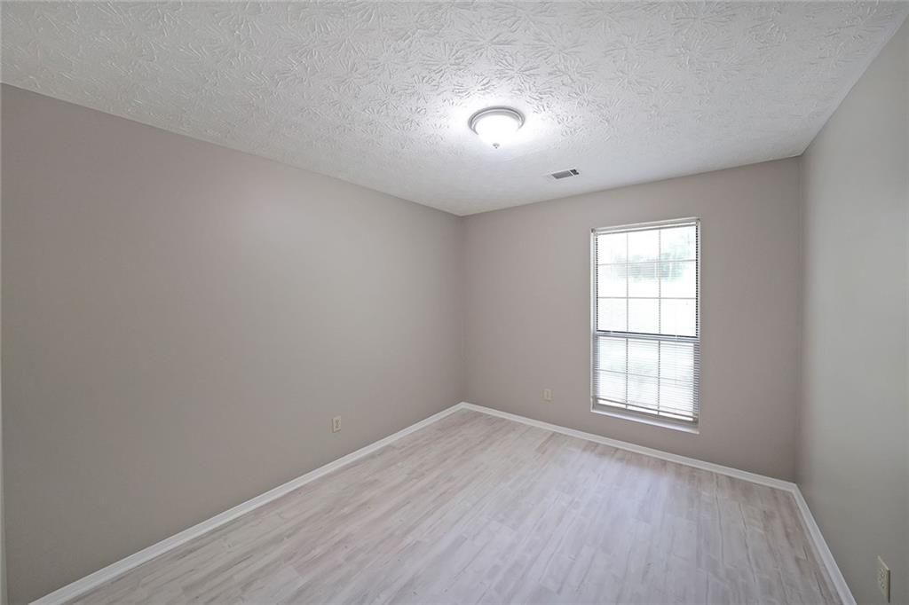 5807 Christopher Lane